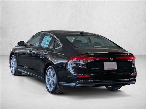New 2026 Honda Accord LX image 9