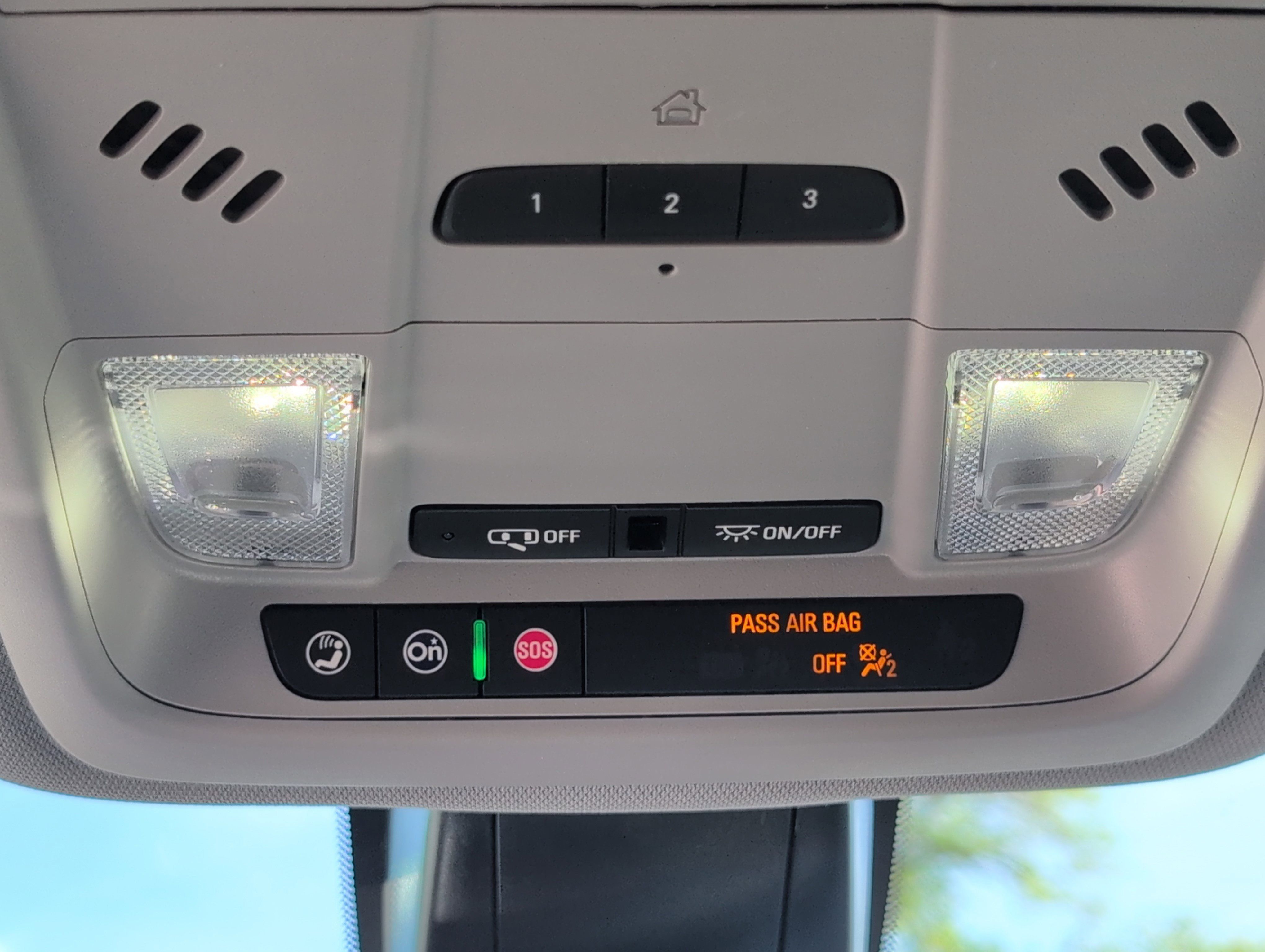 Used 2024 Chevrolet Blazer LT w/ Convenience Package FWD image 17