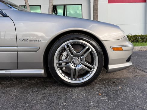 Used 2005 Mercedes-Benz CL 65 AMG image 19