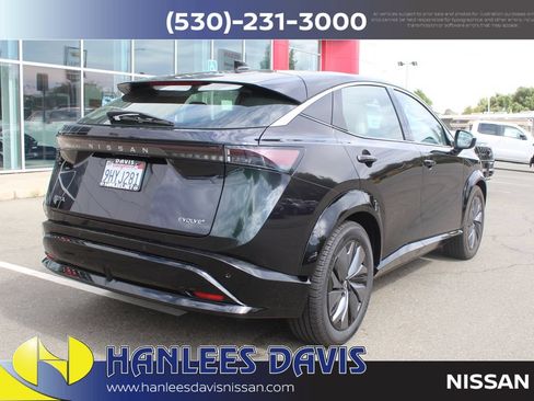 Used 2023 Nissan Ariya FWD image 7