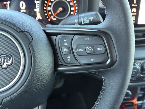 New 2026 Jeep Gladiator Mojave image 19