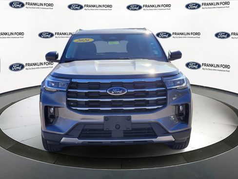 New 2026 Ford Explorer Active w/ Active Comfort Package image 8