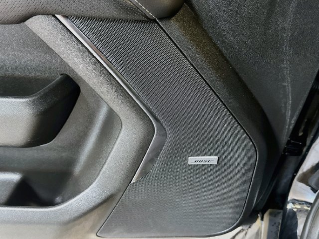 Used 2023 Chevrolet Tahoe Premier AWD/4WD image 18