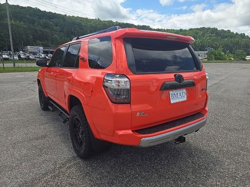 Used 2024 Toyota 4Runner TRD Off-Road Premium w/ Moonroof Package AWD/4WD image 12