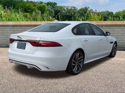 New 2024 Jaguar XF R-Dynamic SE image 4