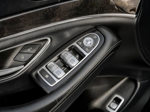 Used 2019 Mercedes-Benz S 560 4MATIC Sedan image 62