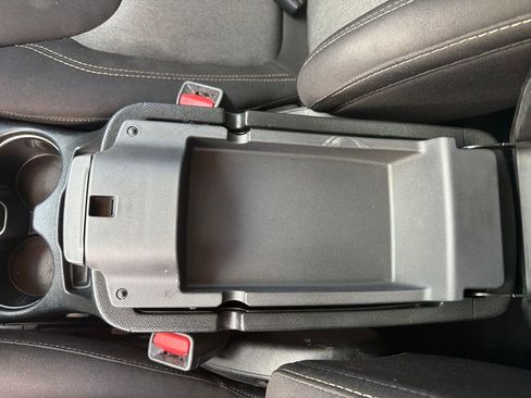 Used 2018 Jeep Cherokee Latitude image 41