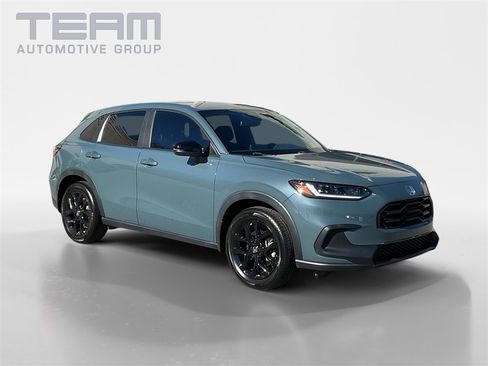 Used 2023 Honda HR-V Sport image 1