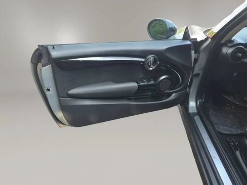 Used 2016 MINI Cooper S FWD image 31