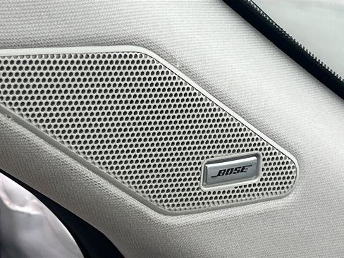 Used 2022 Nissan Rogue SL w/ SL Premium Package image 19