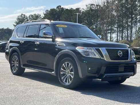 Used 2020 Nissan Armada SL image 26
