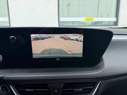 Used 2025 Buick Encore GX Preferred FWD image 18