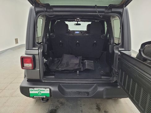 Used 2019 Jeep Wrangler Unlimited Sport S image 29