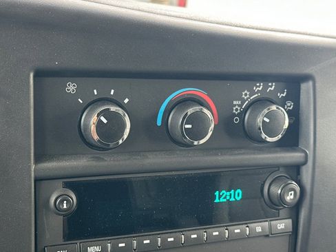 New 2024 Chevrolet Express 3500 w/ Power Convenience Package image 17