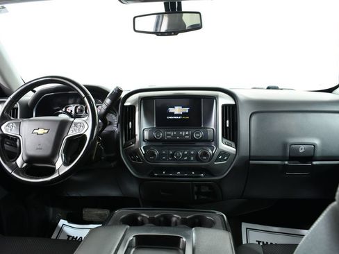 Used 2018 Chevrolet Silverado 1500 LT w/ All Star Edition AWD/4WD image 7