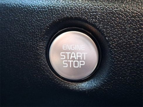 Certified 2025 Kia Sorento EX w/ Panoramic Sunroof Package image 24