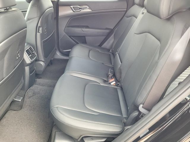 New 2026 Kia Sportage EX FWD image 12