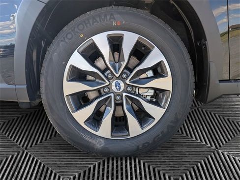 New 2025 Subaru Outback Limited image 9