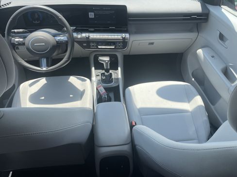 Used 2025 Hyundai Kona SEL AWD/4WD image 27