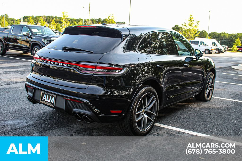 Used 2024 Porsche Macan AWD/4WD image 5