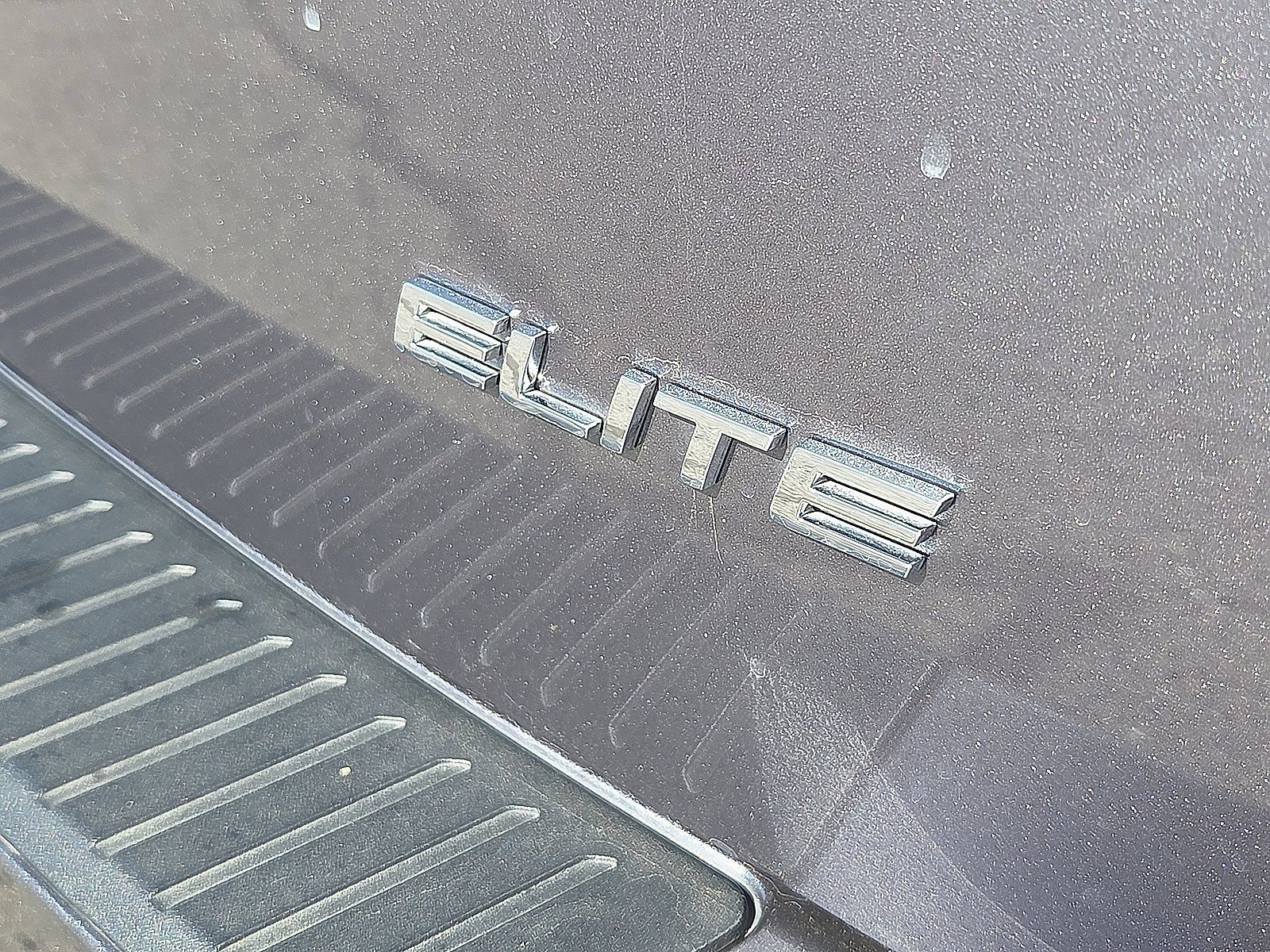 Used 2025 Honda Odyssey Elite image 16