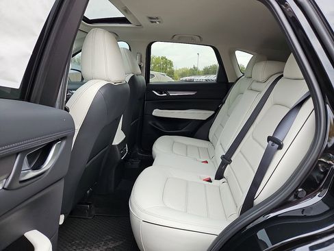 New 2025 MAZDA CX-5 AWD 2.5 S w/ Premium Plus Pkg image 12