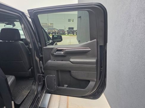 Used 2024 Chevrolet Silverado 1500 LTZ AWD/4WD image 17