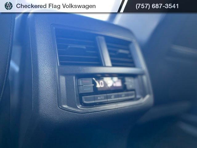 Used 2023 Volkswagen Atlas SE w/ Black Wheel Package FWD image 28