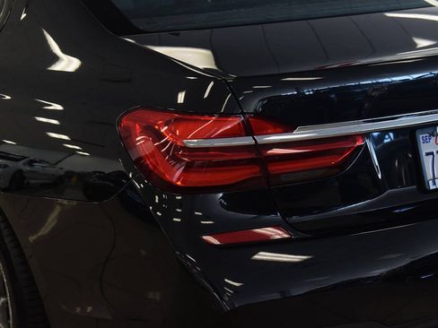 Used 2017 BMW 740i RWD image 27