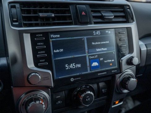 Used 2022 Toyota 4Runner SR5 Premium image 34