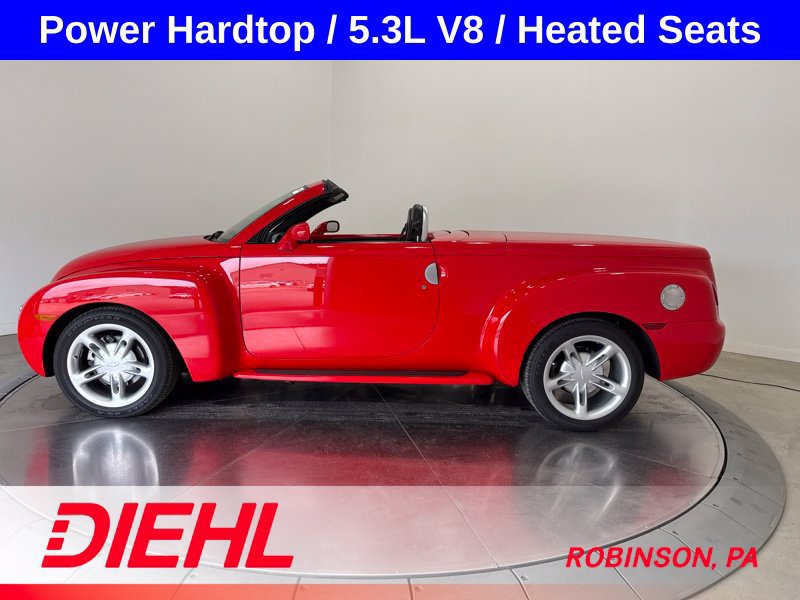 Used 2004 Chevrolet SSR w/ Preferred Equipment Group RWD image 4