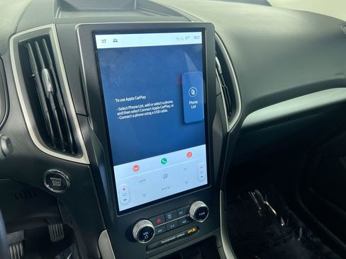 Used 2022 Ford Edge SE w/ Black Appearance Package image 26