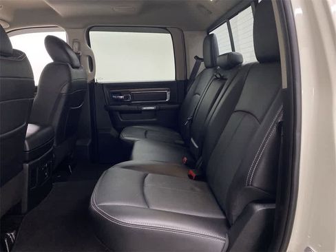 Used 2018 RAM 2500 Laramie w/ Convenience Group image 16