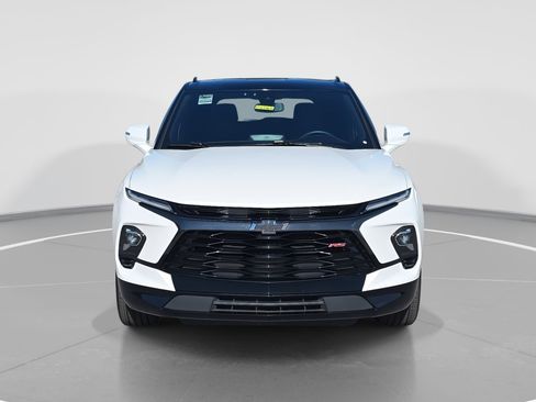 Used 2023 Chevrolet Blazer RS w/ Enhanced Convenience Package image 2