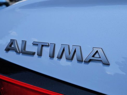Certified 2023 Nissan Altima 2.5 SR FWD image 31