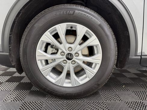 Used 2025 Ford Escape Active FWD image 11