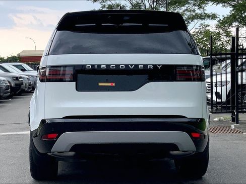 New 2026 Land Rover Discovery Limited Edition AWD/4WD image 4