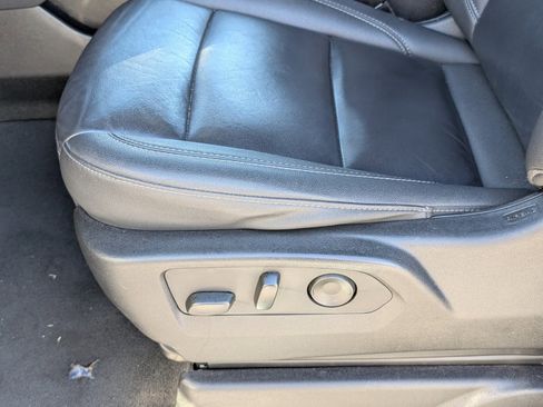 Used 2024 Chevrolet Tahoe LT image 12