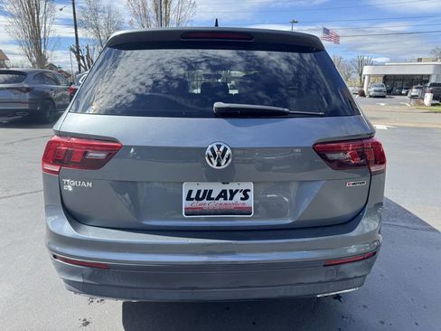Used 2019 Volkswagen Tiguan SE w/ Panoramic Sunroof Package image 4