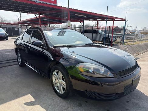 Used 2014 Chevrolet Impala LT w/ LT Sunroof Package image 26