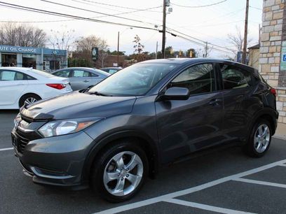 Used 2016 Honda HR-V LX