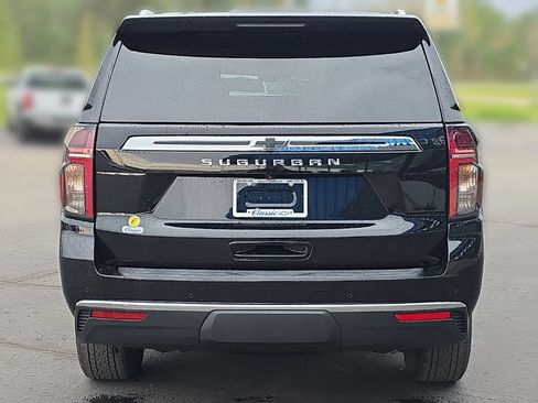 Used 2023 Chevrolet Suburban LS AWD/4WD image 5