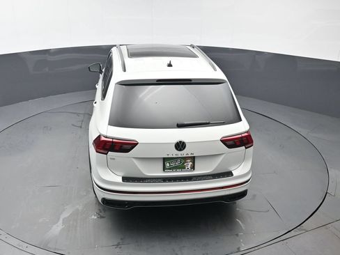 Used 2024 Volkswagen Tiguan SE R-Line FWD image 41