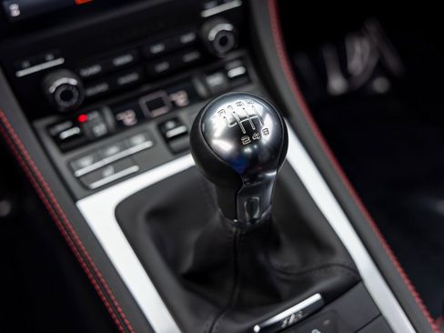 Certified 2025 Porsche 718 Cayman GT4 image 42