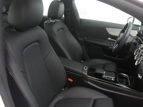 Certified 2023 Mercedes-Benz CLA 250 image 31