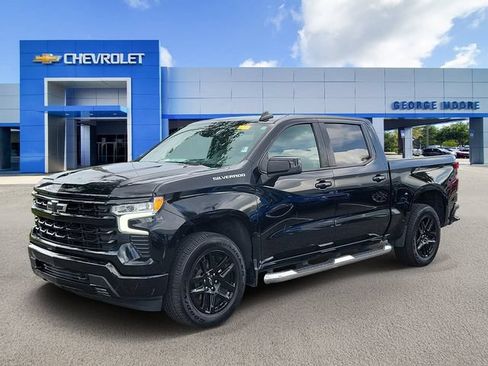 Used 2023 Chevrolet Silverado 1500 RST RWD image 2
