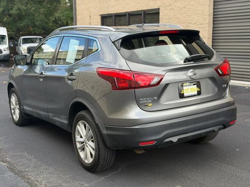 Used 2017 Nissan Rogue Sport SV w/ SV Premium Package FWD image 8
