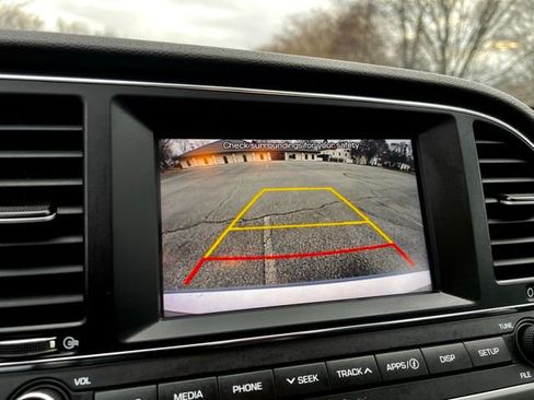 Used 2017 Hyundai Elantra Value Edition w/ Cargo Package image 42