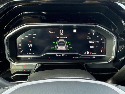 Used 2023 GMC Sierra 1500 Elevation image 10