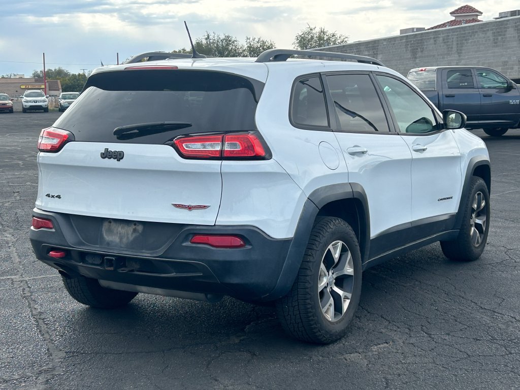 Used 2014 Jeep Cherokee Trailhawk w/ Leather Interior Group AWD/4WD image 3